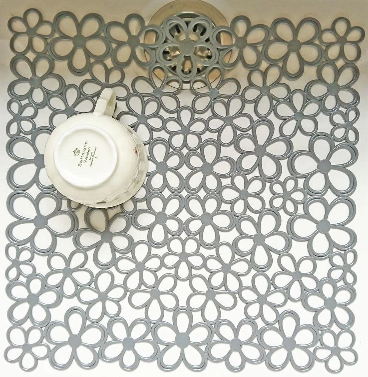 Merkloos Papillon - 2 Stuks Gootsteenmat - Bloem Grijs - 31,5 X 31,5 Cm 2 Merkloos Papillon - 2 Stuks Gootsteenmat - Bloem Grijs - 31,5 X 31,5 Cm - Afbeelding 2