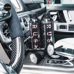 RUSH Interieur Reiniger - Bekleding Reiniger - Auto Wassen - Schoonmaken - Auto Accessories - Interior Care 300ml -Huishoudelijke Schoonmaak 1200x1200 1176