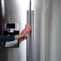 HG Roestvrijstaal Reiniger - 300ml - Onzichtbare Beschermlaag - Reinigt Snel En Streeploos -Huishoudelijke Schoonmaak 1200x1200 1197