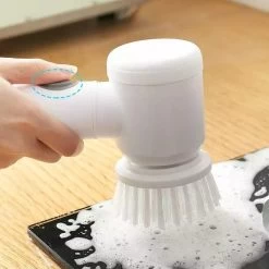 Apeiron Elektrische Schoonmaakborstel - Poetsmachine - Poliermachine - Schrobborstel - Handborstel - Werkborstel - Schrobber - Boorborstel - Wasborstel - Schoonmaakmiddelen - Reinigingsborstel - 3 Opzetstukken -Huishoudelijke Schoonmaak 1200x1200 744