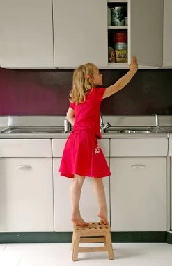 PUHLMANN - Inklapbare Kruk, JAMES, Hout, 23 Cm Hoog, Max 150 Kilo -Huishoudelijke Schoonmaak 774x1200