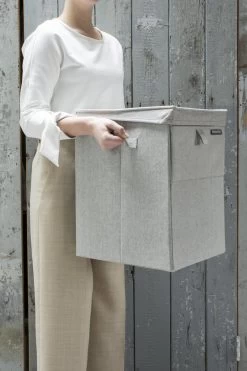 Brabantia Wasmand Met Deksel - Stapelbaar - 35 L - Grey -Huishoudelijke Schoonmaak 799x1200 9