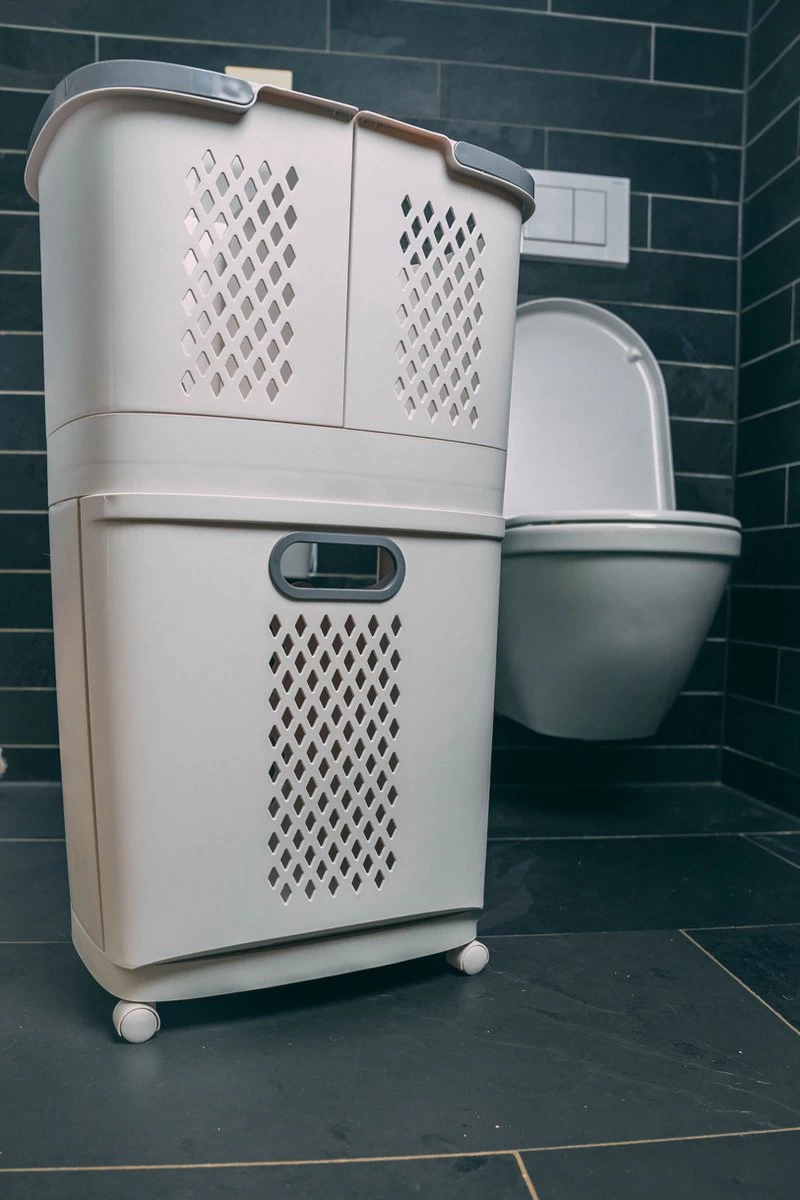 Sens Design Wasmanden Met Deksel - Wassorteerder 3 Vakken Op Wieltjes 18 Sens Design Wasmanden Met Deksel - Wassorteerder 3 Vakken Op Wieltjes - Afbeelding 18