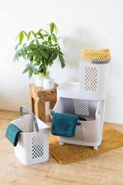 Sens Design Wasmanden Met Deksel - Wassorteerder 3 Vakken Op Wieltjes 31 Sens Design Wasmanden Met Deksel - Wassorteerder 3 Vakken Op Wieltjes -Huishoudelijke Schoonmaak 800x1200 8