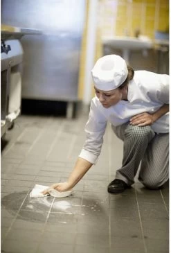 Poetsrol Tork M2 121206 2-laags - 20cm X 160m - 6 Rollen -Huishoudelijke Schoonmaak 812x1200