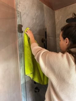 Microvezelstore.nl - Droogdoek Badkamer - Quick Dry / Fastdry Droogdoek - Groot 60x90cm - Grijs -Huishoudelijke Schoonmaak 900x1200 28